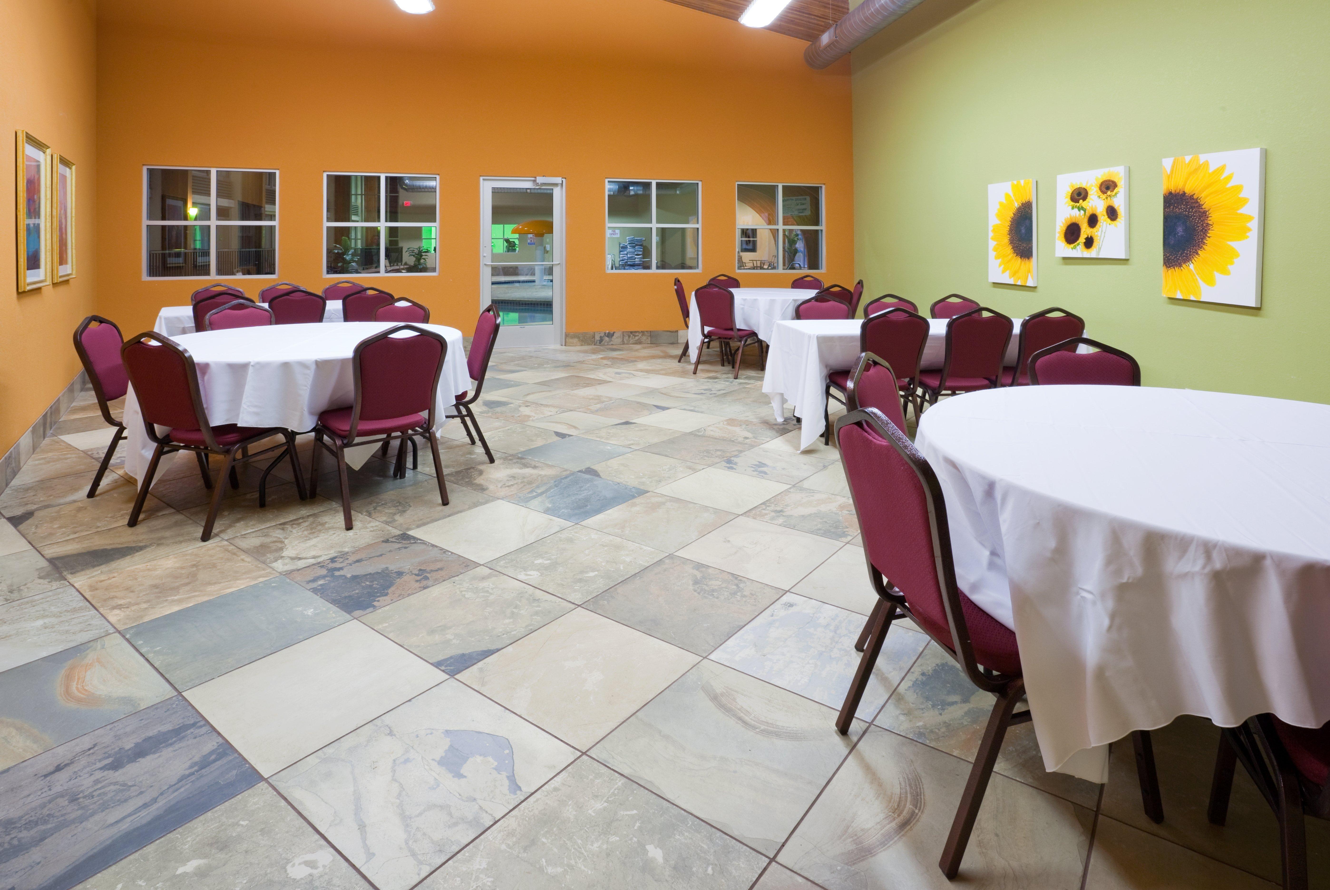 Holiday Inn Detroit Lakes By Ihg Exterior foto